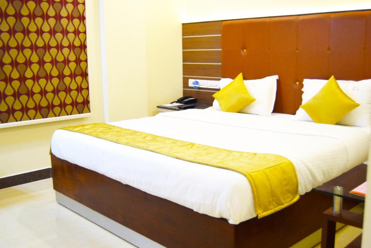 Thiviyam Airport Hotel Ченай Екстериор снимка